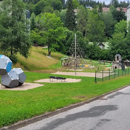 Kubu 4 Samostatny S Kuchyni Spindleruv Mlyn